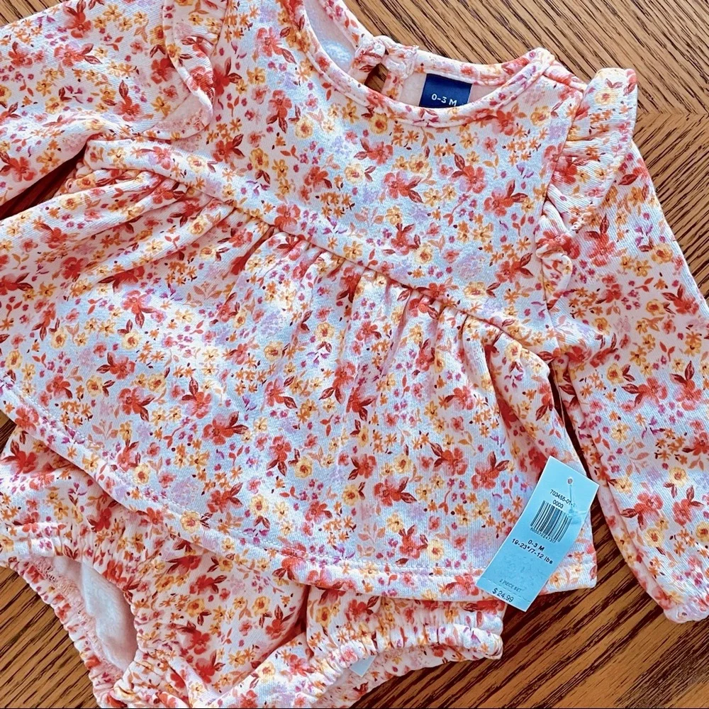Old Navy Baby Girls 2-Piece Pink Floral Set